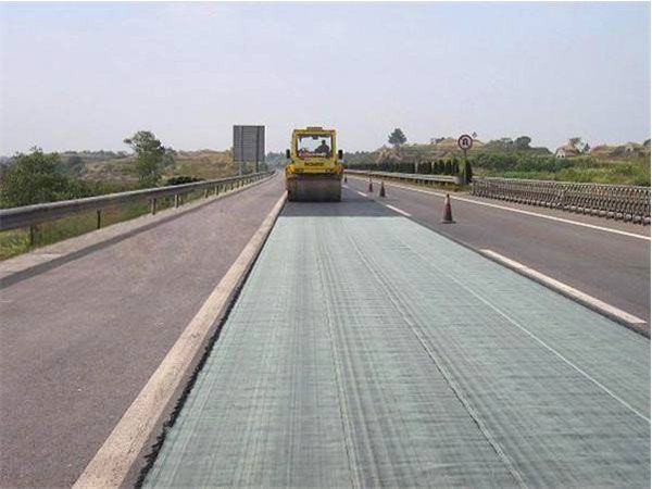 道路抗裂貼什么規(guī)格