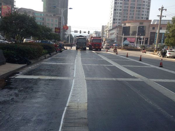 道路抗裂貼套什么定額